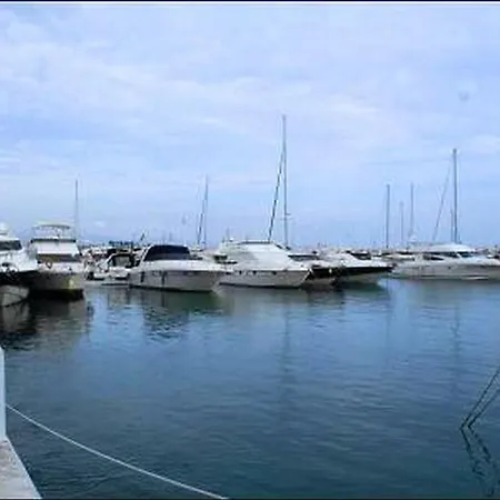 Apartment Charming In Puerto Banus, Marbella, With Pool Marbella